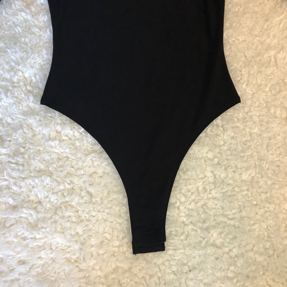 Fashion Nova turtle neck body suit black small - Picture 4 of 6